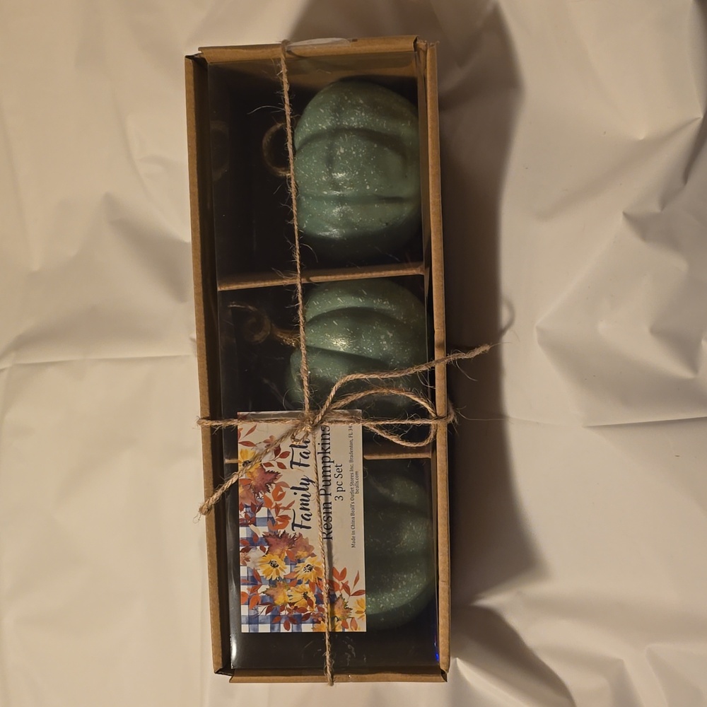 Beall's Teal Speckled Resin Pumpkins 3 pc Set - Picture 2 of 5